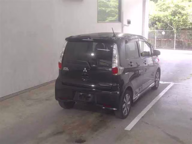 MITSUBISHI EK CUSTOM