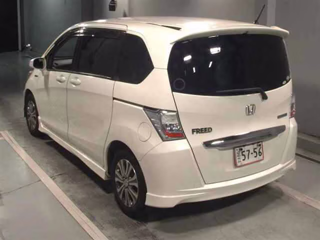 HONDA FREED