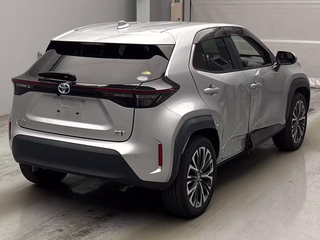 TOYOTA YARIS CROSS