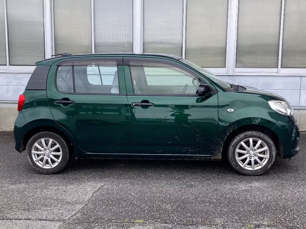 DAIHATSU BOON