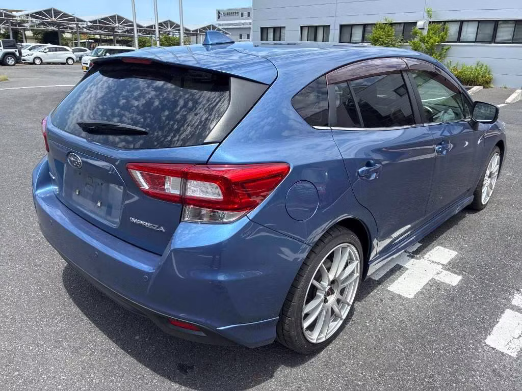 SUBARU IMPREZA