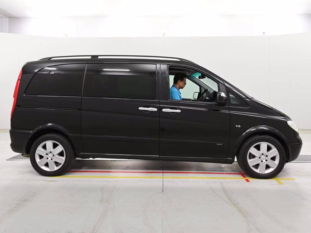 MERCEDES-BENZ V-CLASS