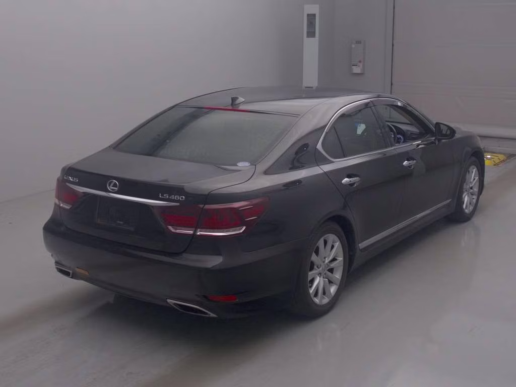 LEXUS LS460