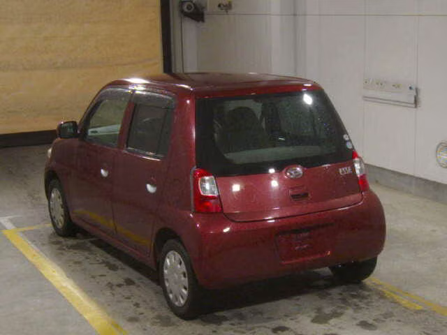 DAIHATSU ESSE