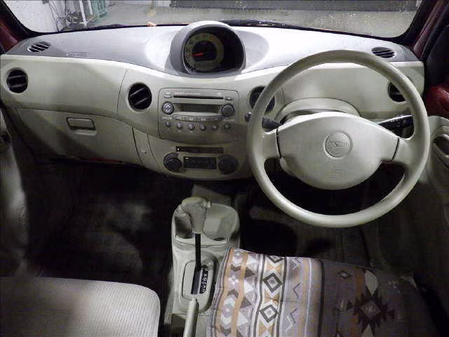 DAIHATSU ESSE