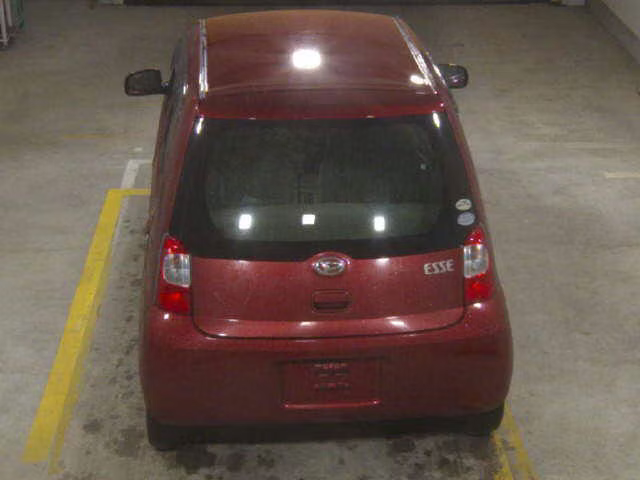 DAIHATSU ESSE