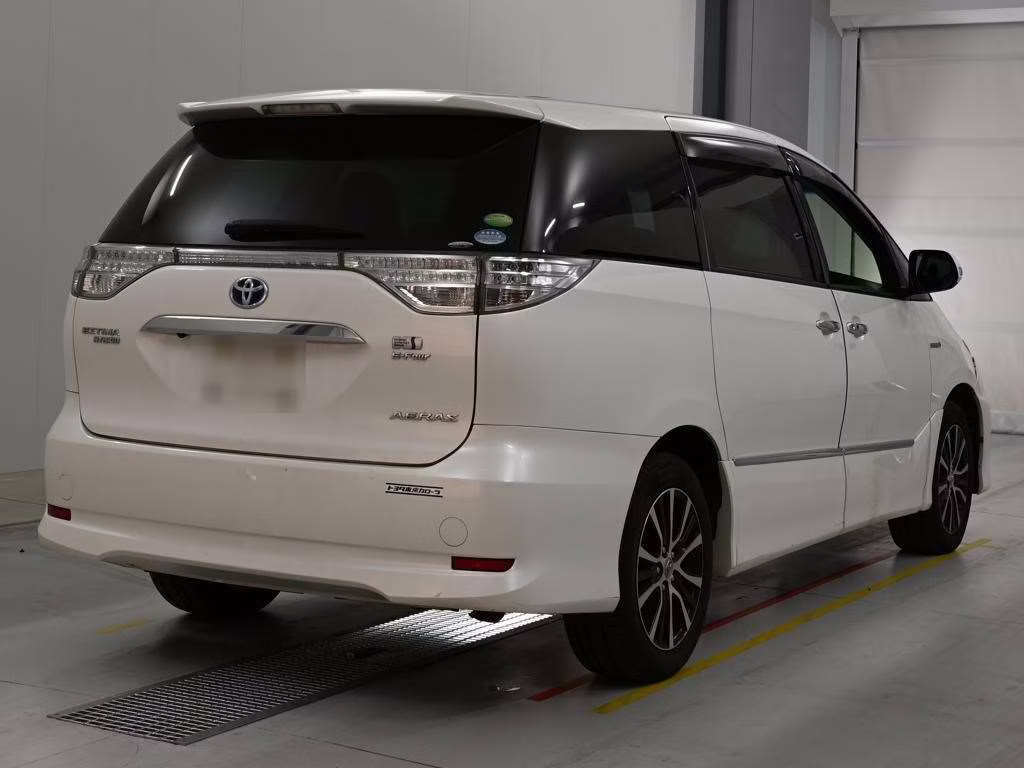 TOYOTA ESTIMA