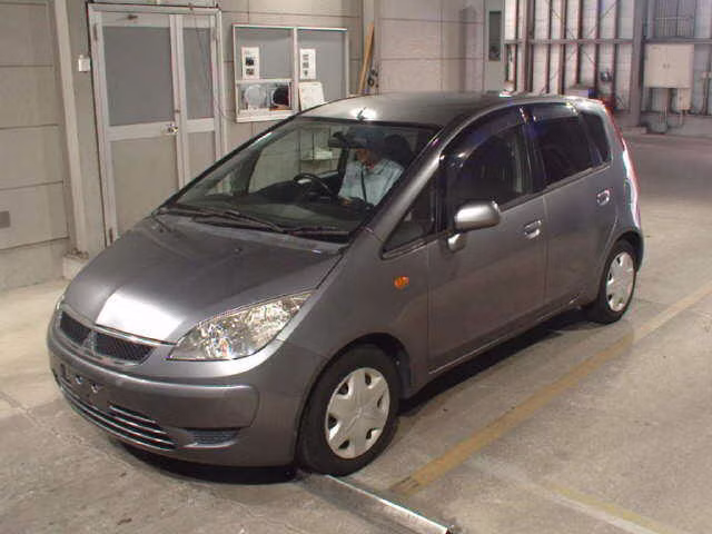 MITSUBISHI COLT