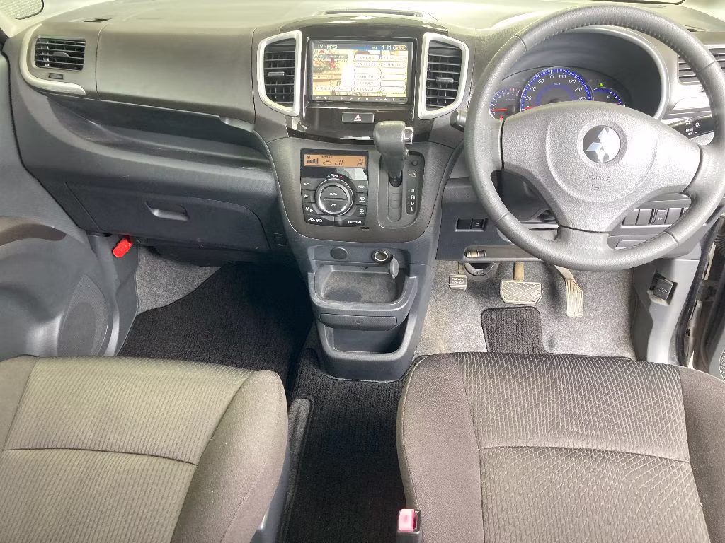 MITSUBISHI DELICA D:2