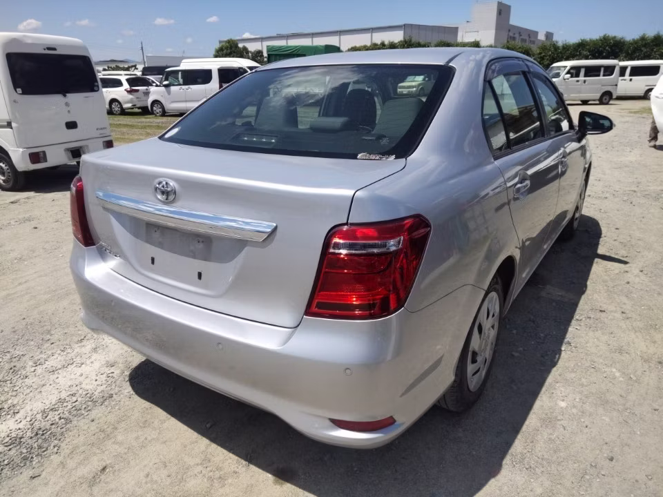 TOYOTA COROLLA AXIO