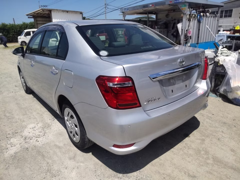 TOYOTA COROLLA AXIO