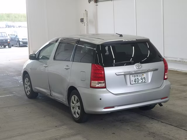 TOYOTA WISH