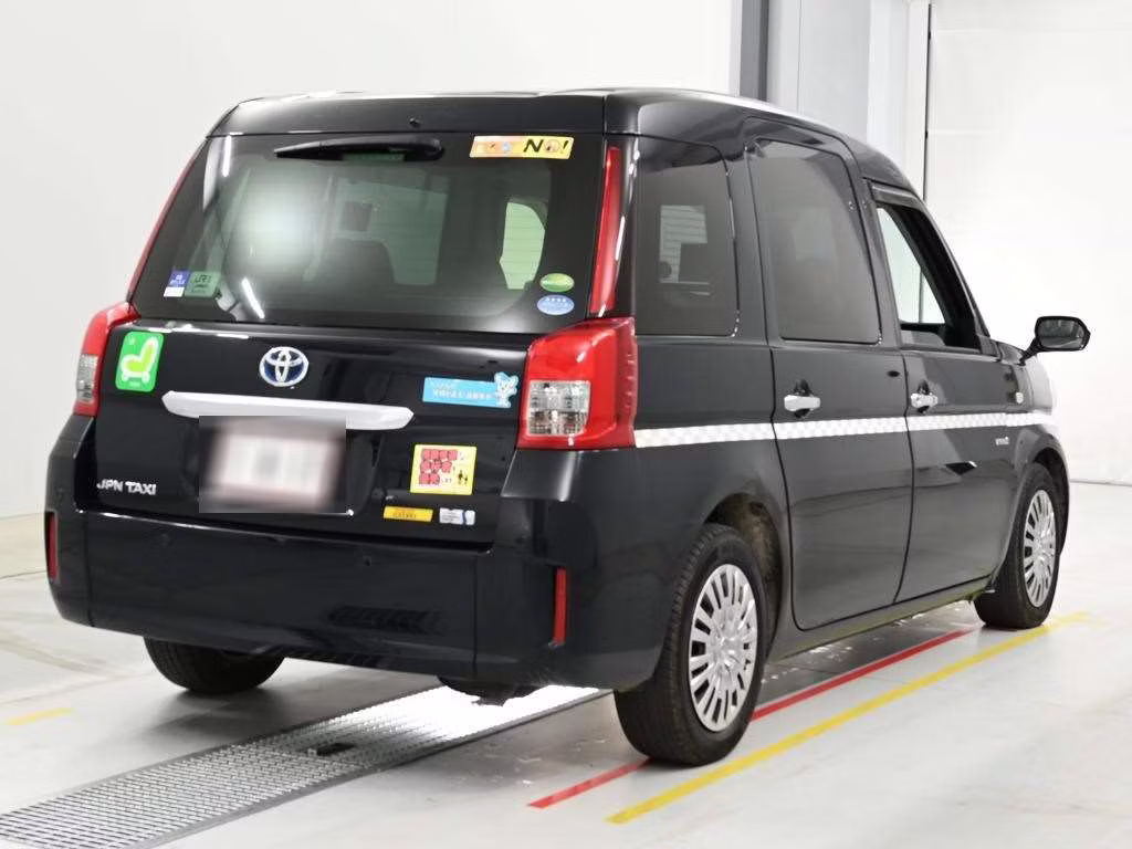 TOYOTA JPN TAXI
