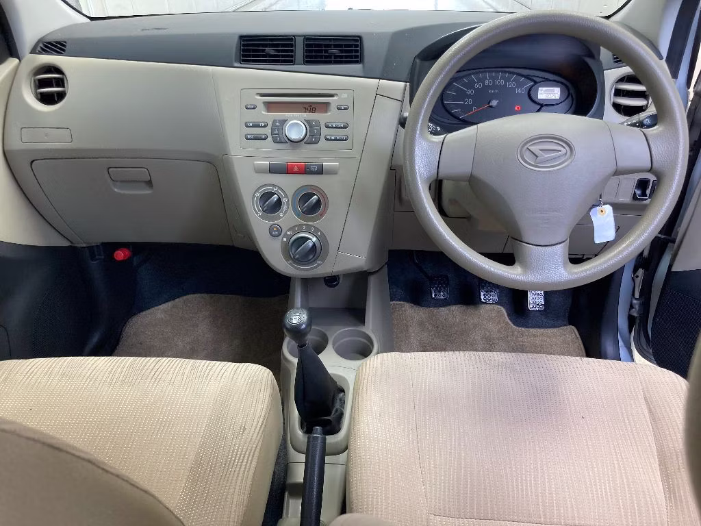 DAIHATSU MIRA