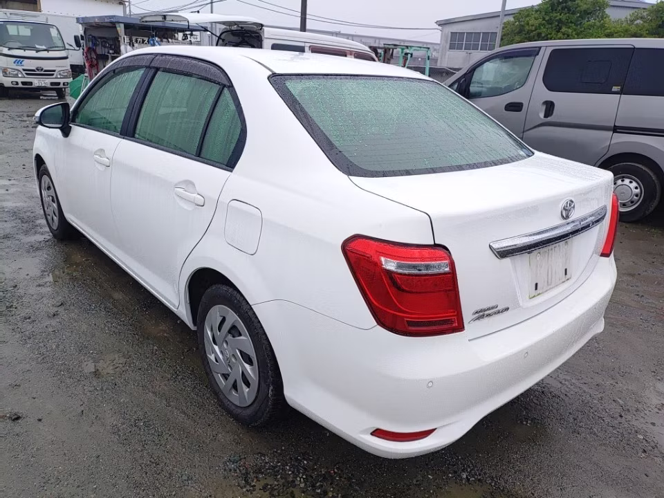 TOYOTA COROLLA AXIO