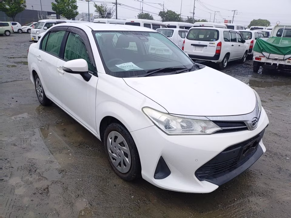 TOYOTA COROLLA AXIO