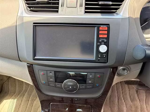 NISSAN SYLPHY
