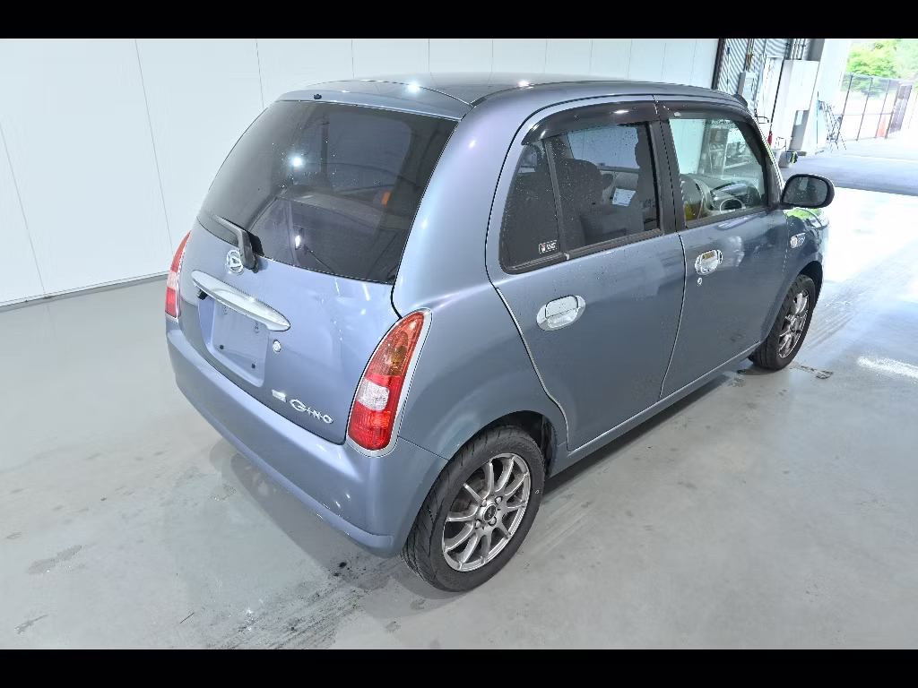 DAIHATSU MIRA GINO