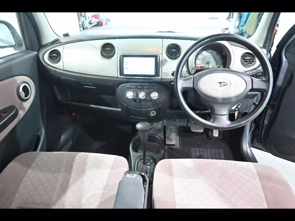 DAIHATSU MIRA GINO