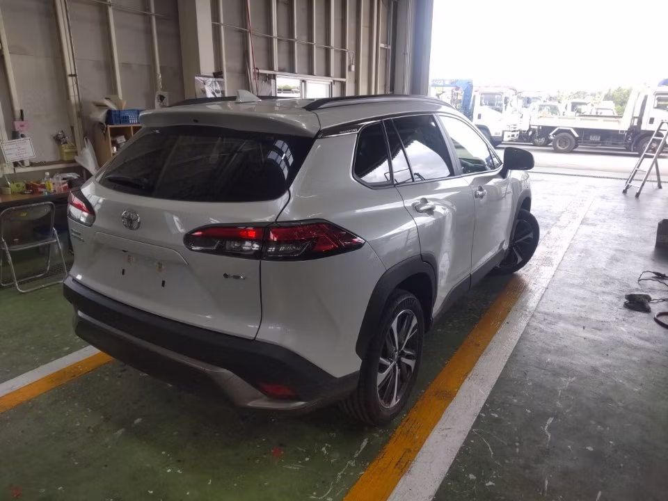 TOYOTA COROLLA CROSS