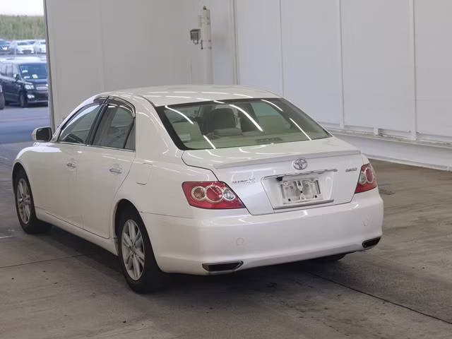 TOYOTA MARK X