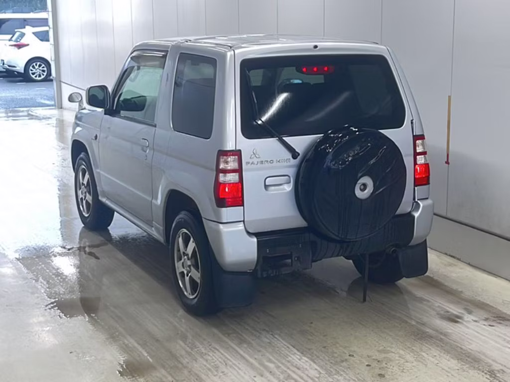 MITSUBISHI PAJERO MINI