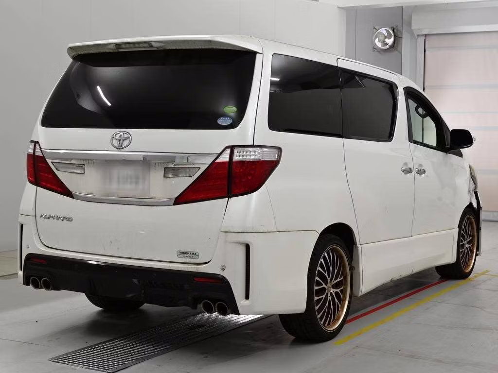TOYOTA ALPHARD