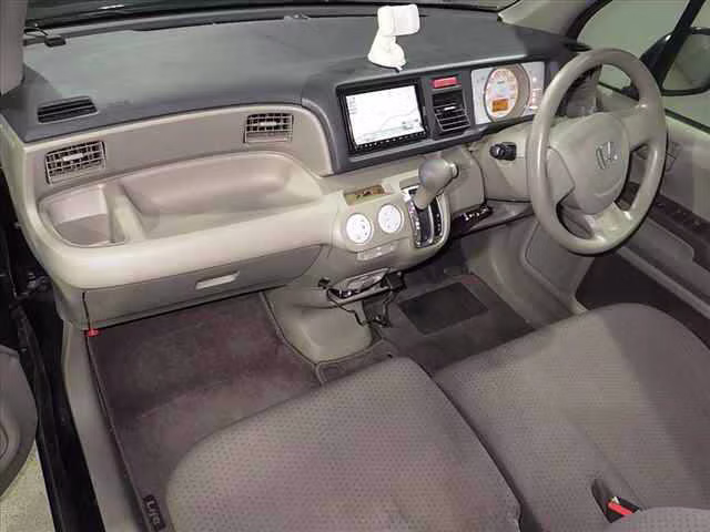 HONDA LIFE