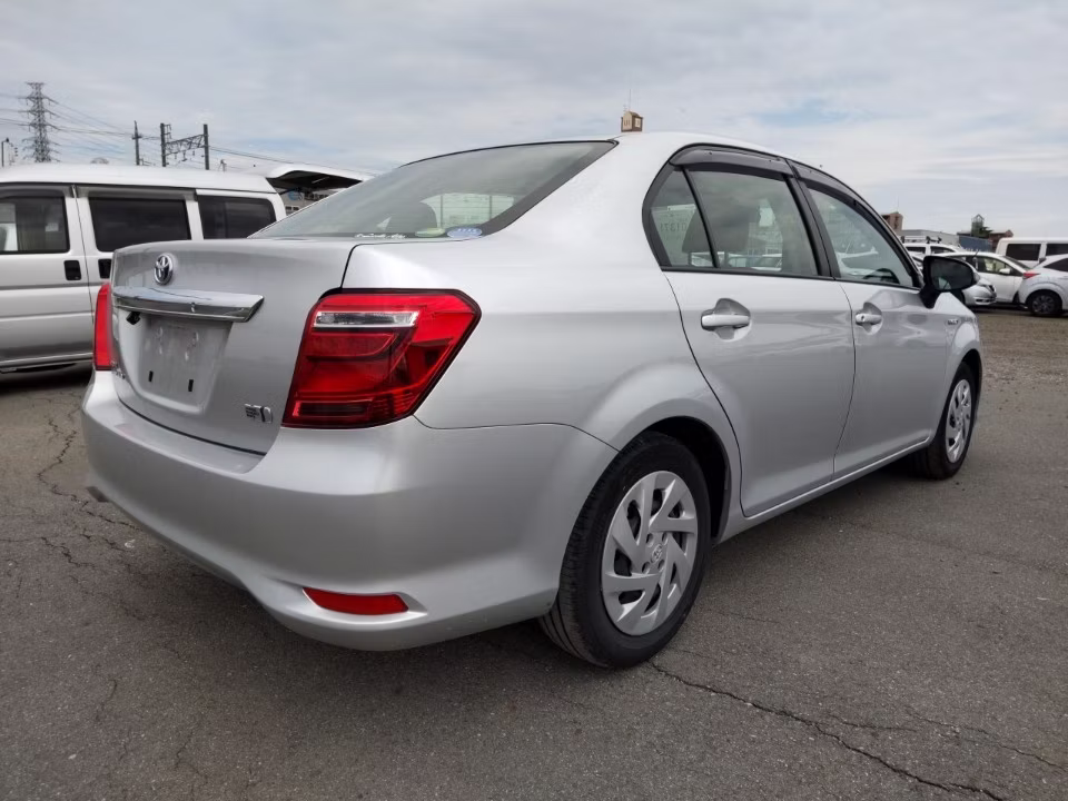 TOYOTA COROLLA AXIO