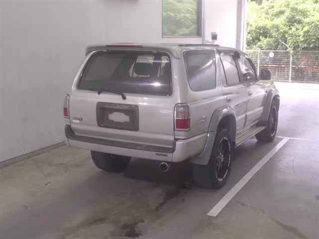 TOYOTA HILUX SURF