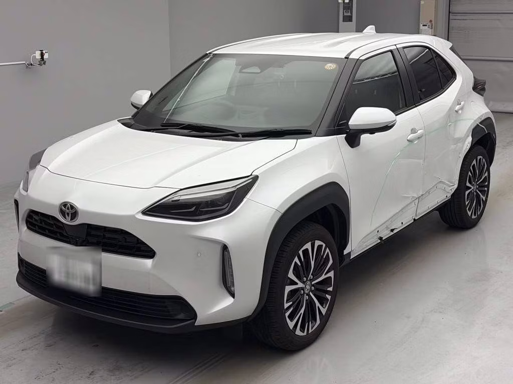 TOYOTA YARIS CROSS