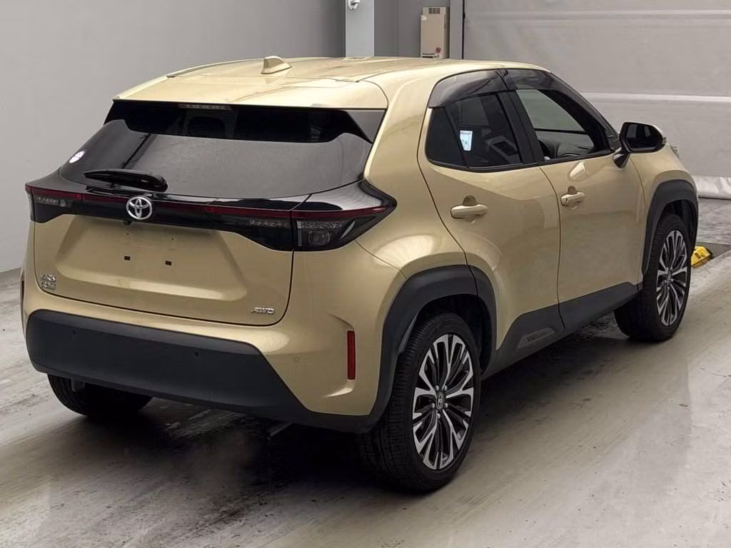 TOYOTA YARIS CROSS