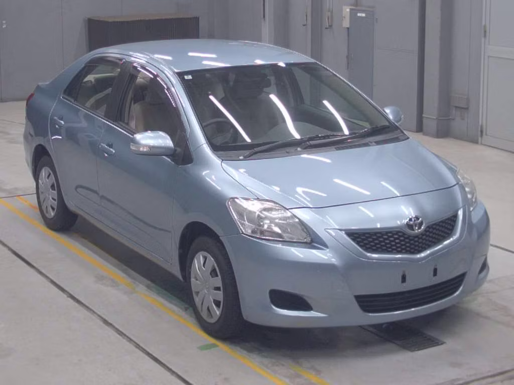 TOYOTA BELTA