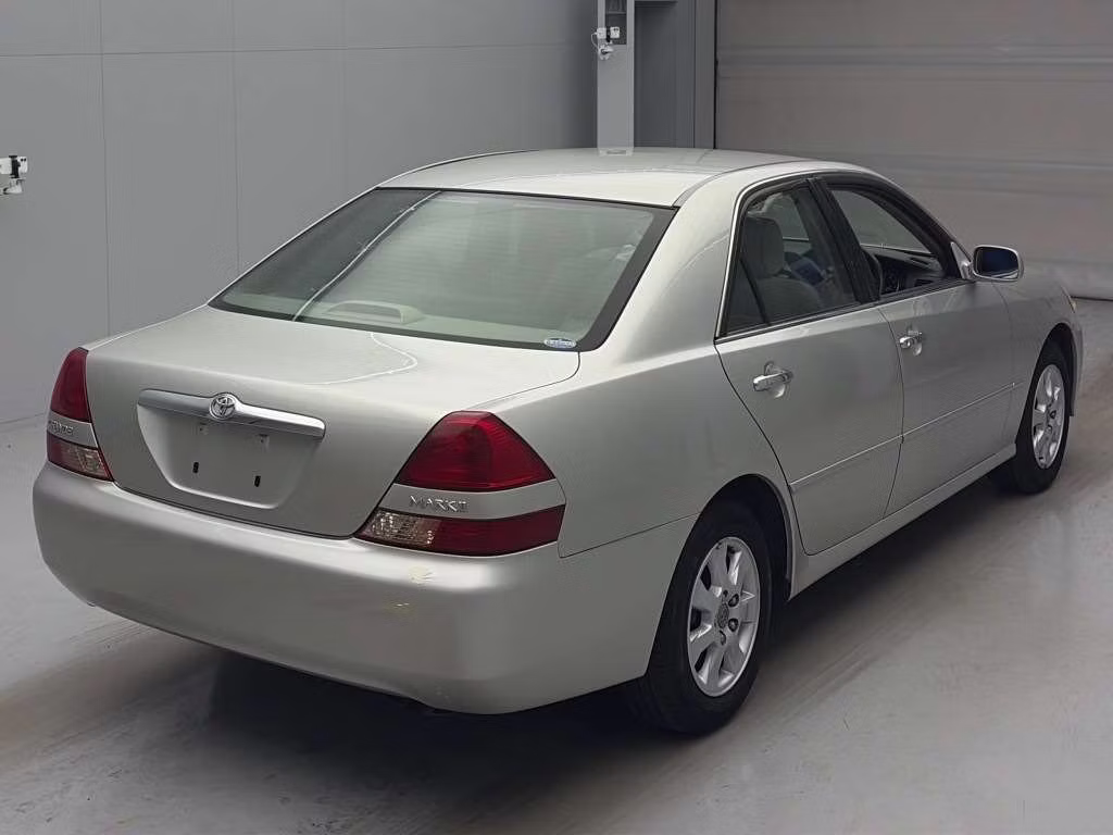TOYOTA MARK II
