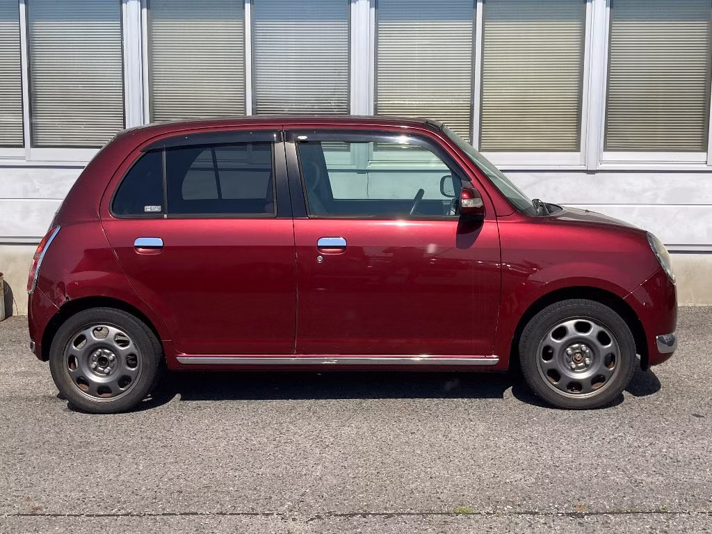 DAIHATSU MIRA GINO