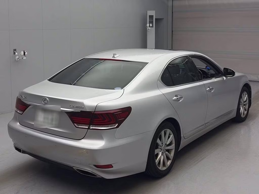 LEXUS LS460