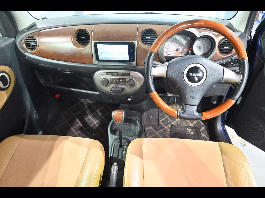 DAIHATSU MIRA GINO