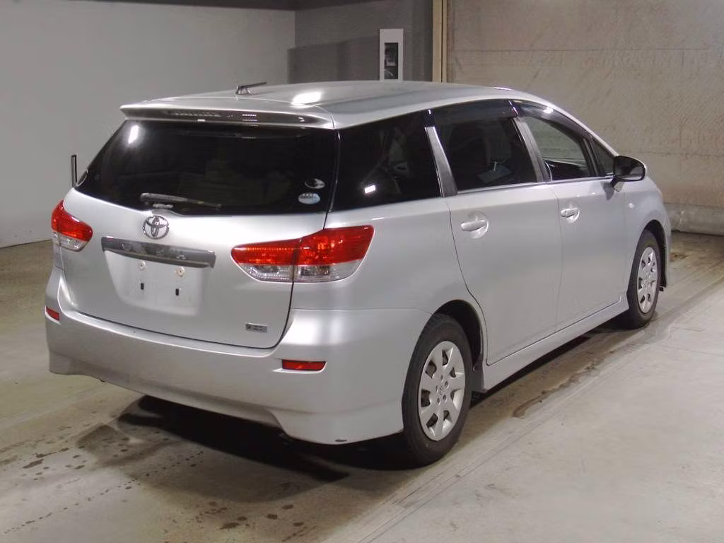 TOYOTA WISH