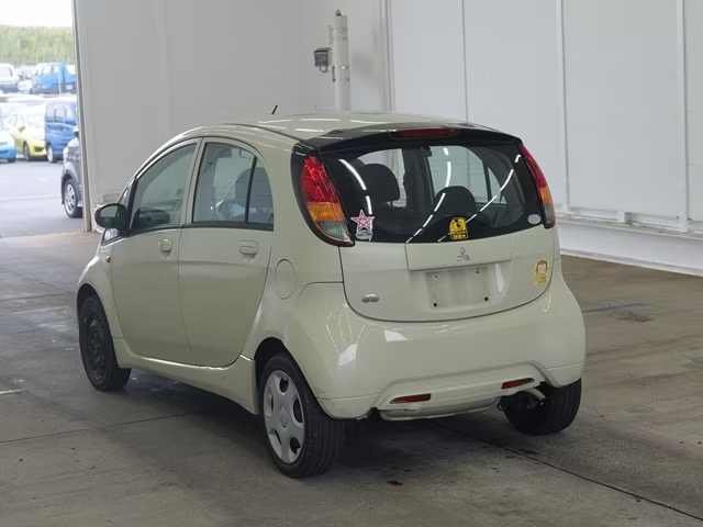 MITSUBISHI I