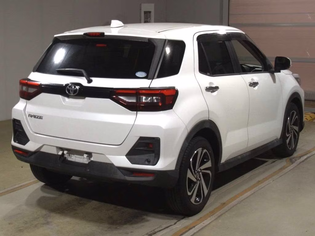 TOYOTA RAIZE