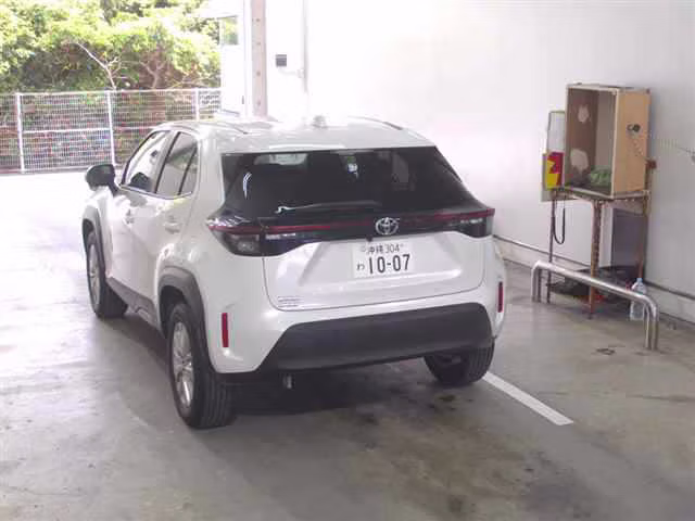 TOYOTA YARIS CROSS