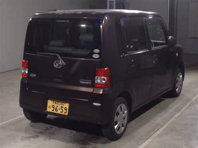 DAIHATSU MOVE CONTE