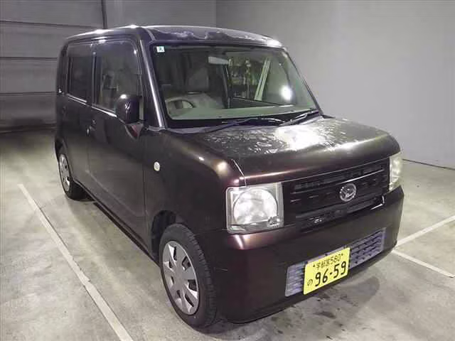DAIHATSU MOVE CONTE