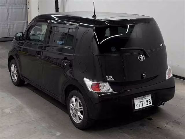 TOYOTA BB