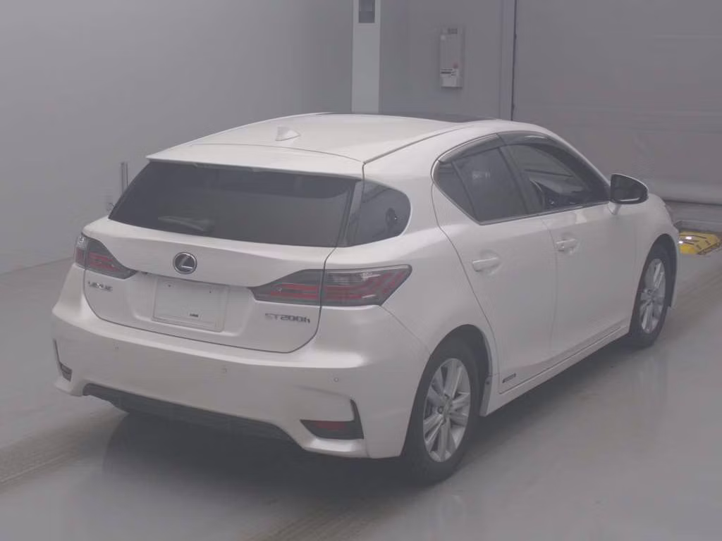 LEXUS CT200H