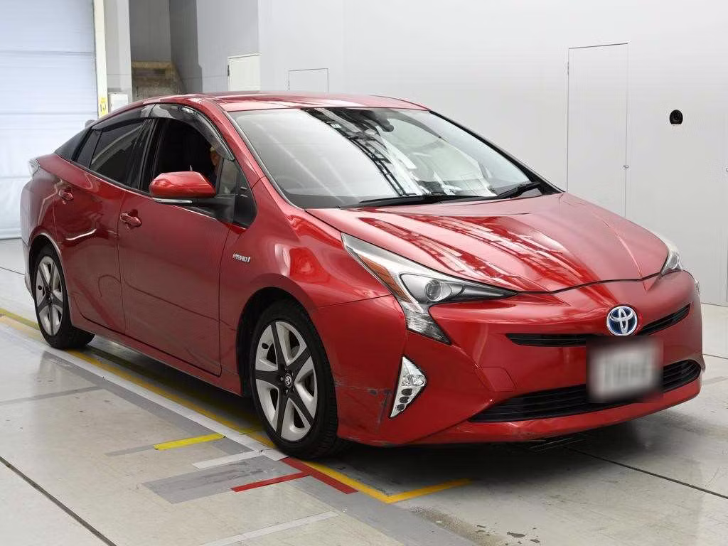 TOYOTA PRIUS