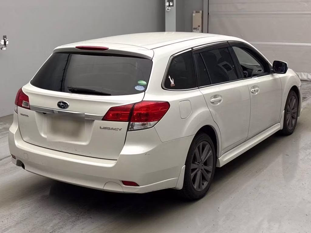 SUBARU LEGACY