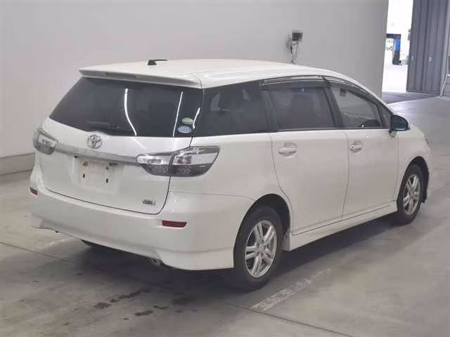 TOYOTA WISH
