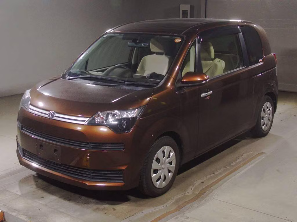 TOYOTA SPADE