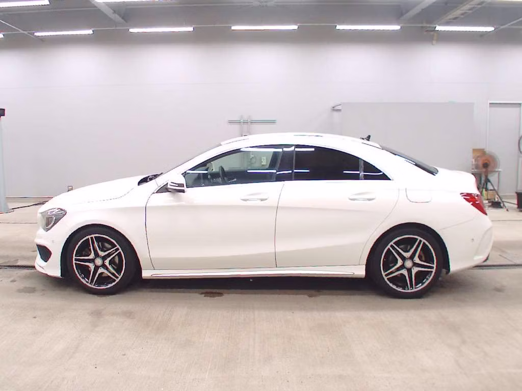 MERCEDES-BENZ CLA-CLASS